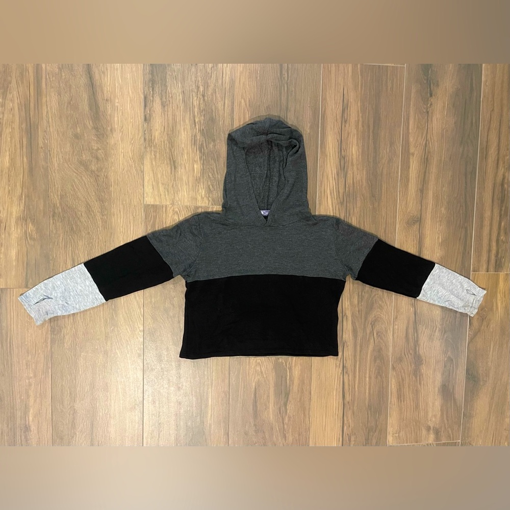 Pinc Premium Hooded Cropped Long- Sleeve Shirt